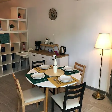 아파트 Golden Lek Alezzi Năvodari